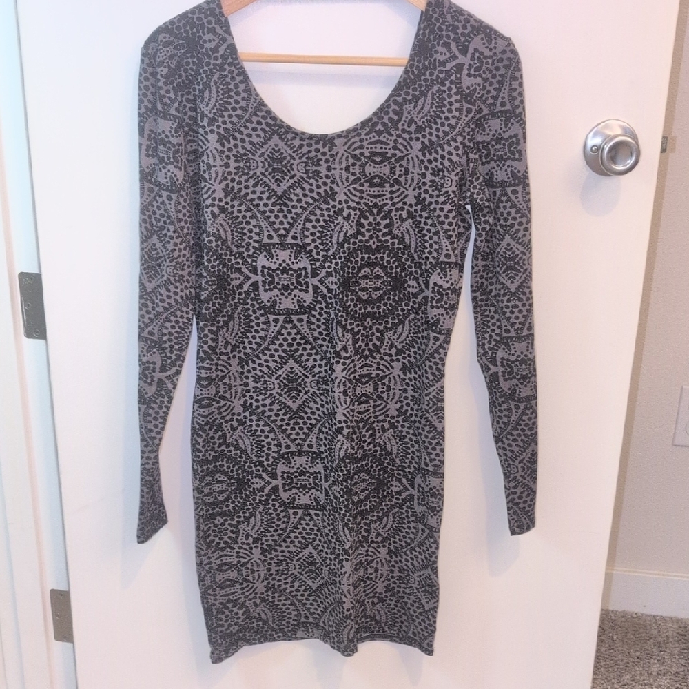 Volcom Black and Gray Patterned Dress